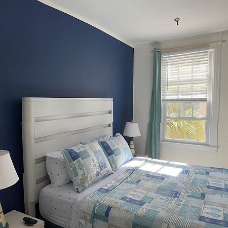 Cozy Studio In The Heart Of The Palm Beach Island Exteriör bild