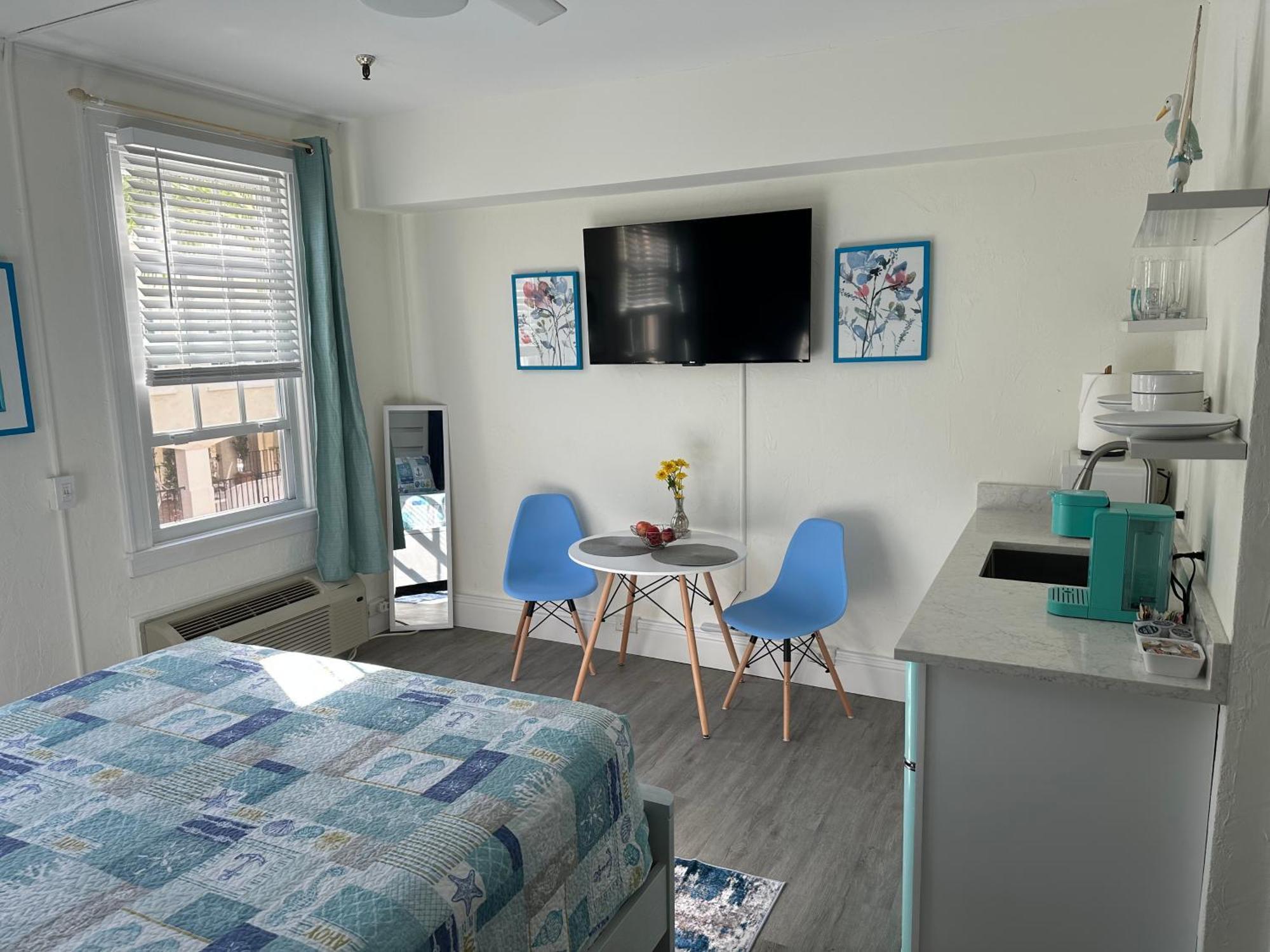 Cozy Studio In The Heart Of The Palm Beach Island - Free Valet Service Exteriör bild