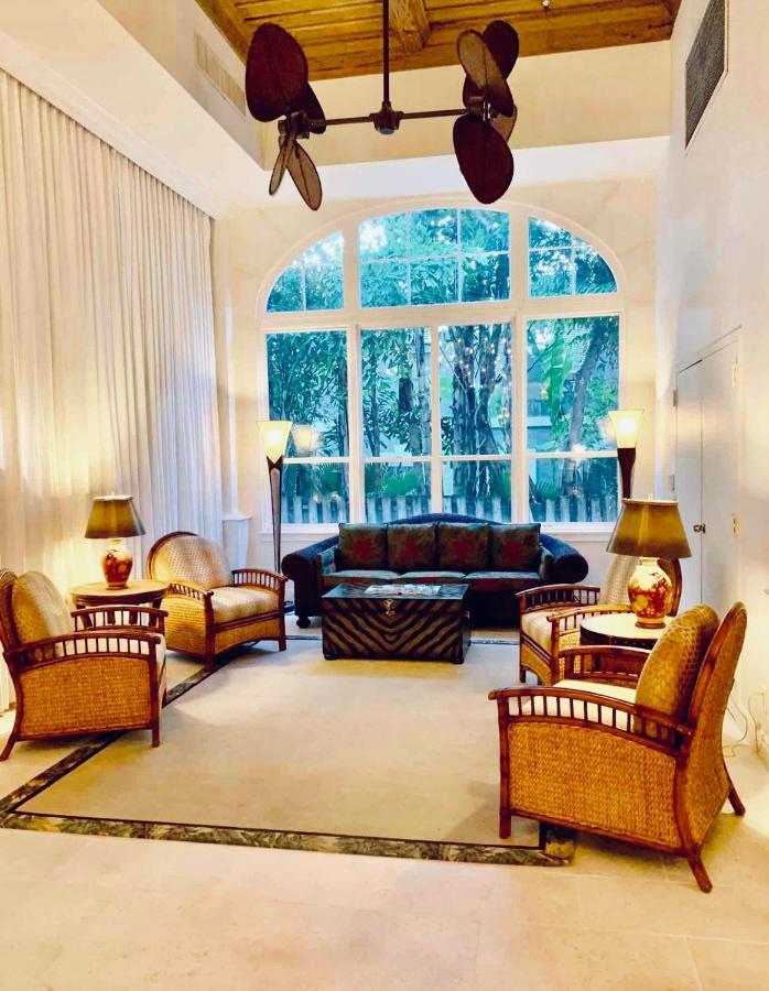 Cozy Studio In The Heart Of The Palm Beach Island - Free Valet Service Exteriör bild